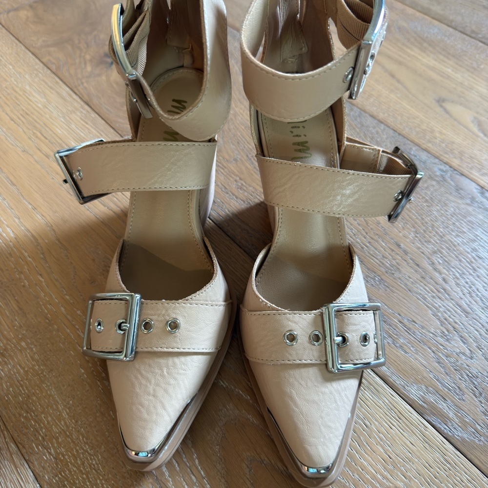 Mi.iM Beige Buckle Block Heel Women's Shoes - Picture 7 of 7
